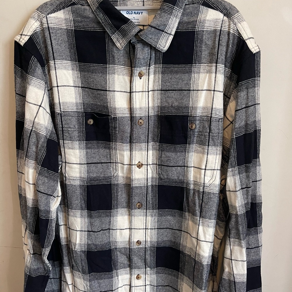 Old Navy Men's Checkered Shirt in Black and White